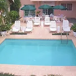 Tuxedo Villas