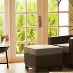 Smugglers Cove Resort & Spa