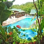 Jj\'S Paradise Resort