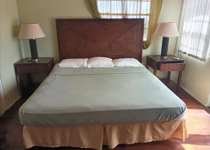Aanola Villas 6B Tranquil Privy Boudoir