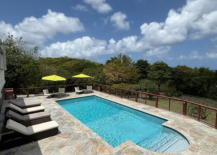 Private Villa With Large Pool & 5Min Walk To Beach