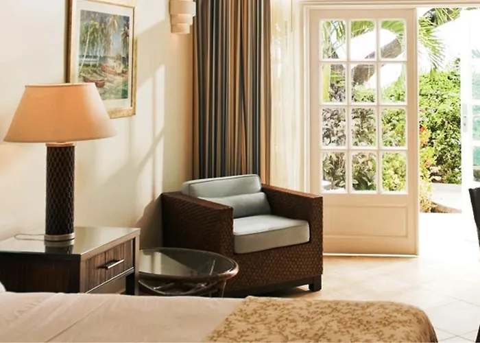 Smugglers Cove Resort & Spa