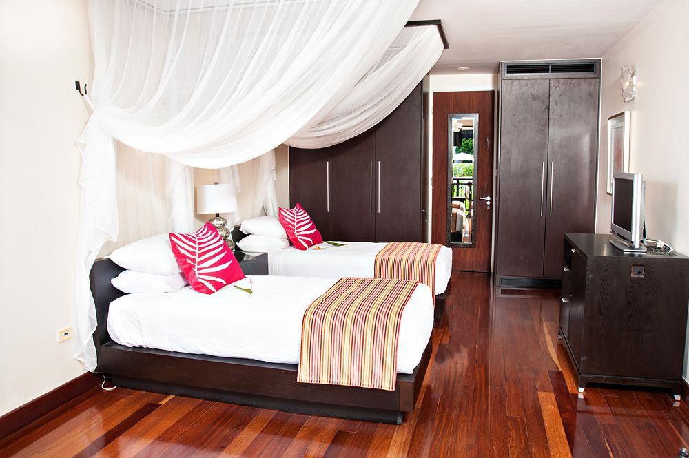 And Marina Resort Marigot Bay