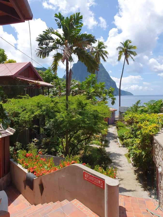 Hummingbird 3* Soufriere