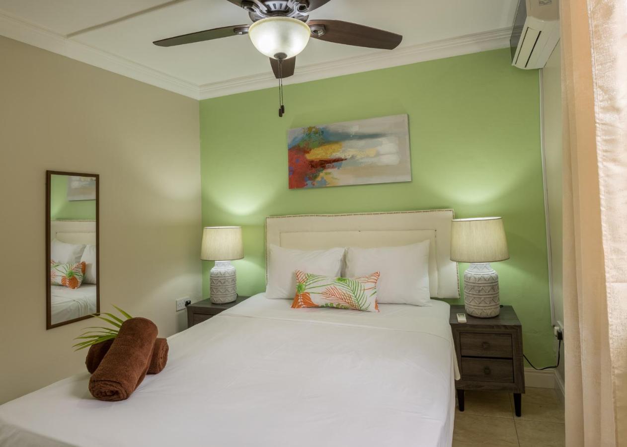 Sea Piton View Apartment- Location, Convenience, Modern Living Aparthotel Soufriere