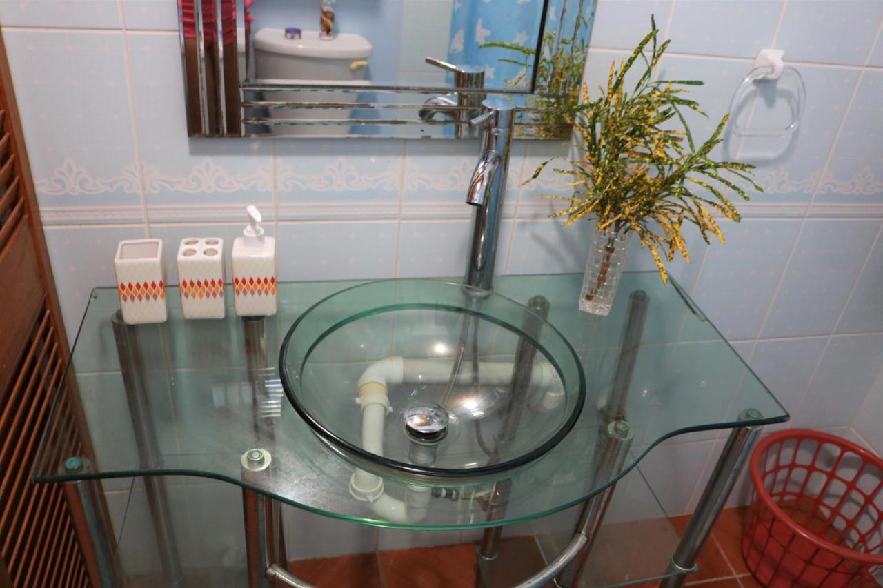 Ocean Views And Hospitable Hosts Castries