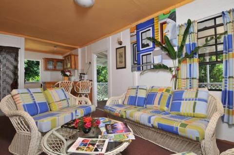 Hummingbird Hotel 3*