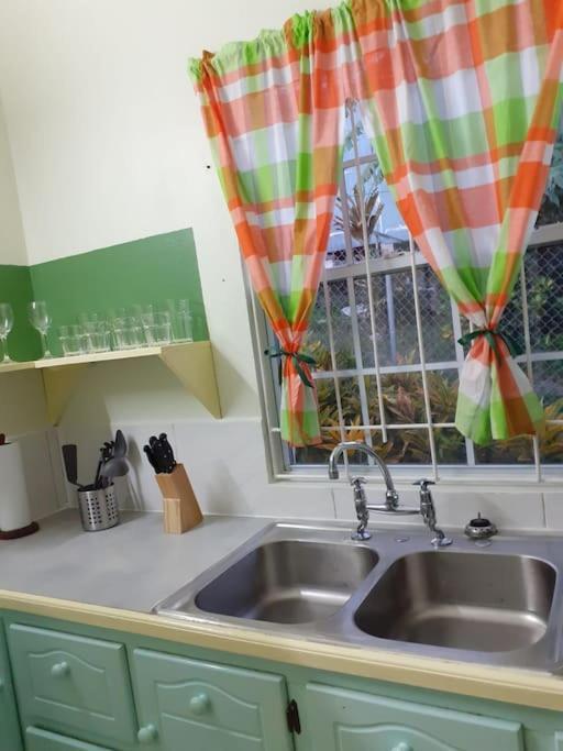 Holiday home Juju's With Magnificent Views Laborie