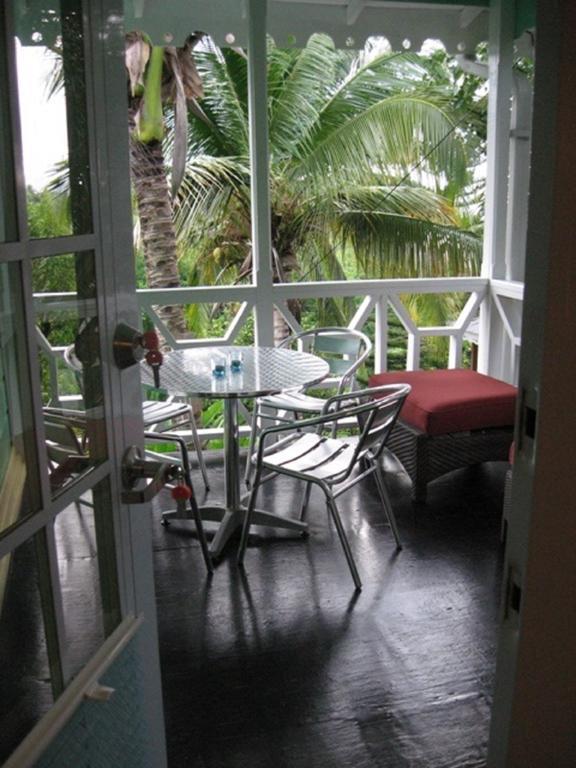 Espoir Castries
