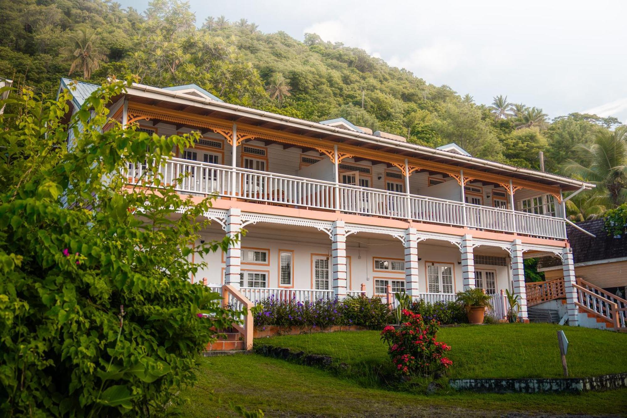 Resort La 3*