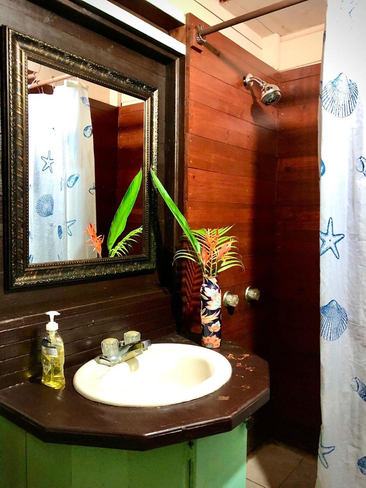 Rodney Bay 2 Bedrooms Holiday home *