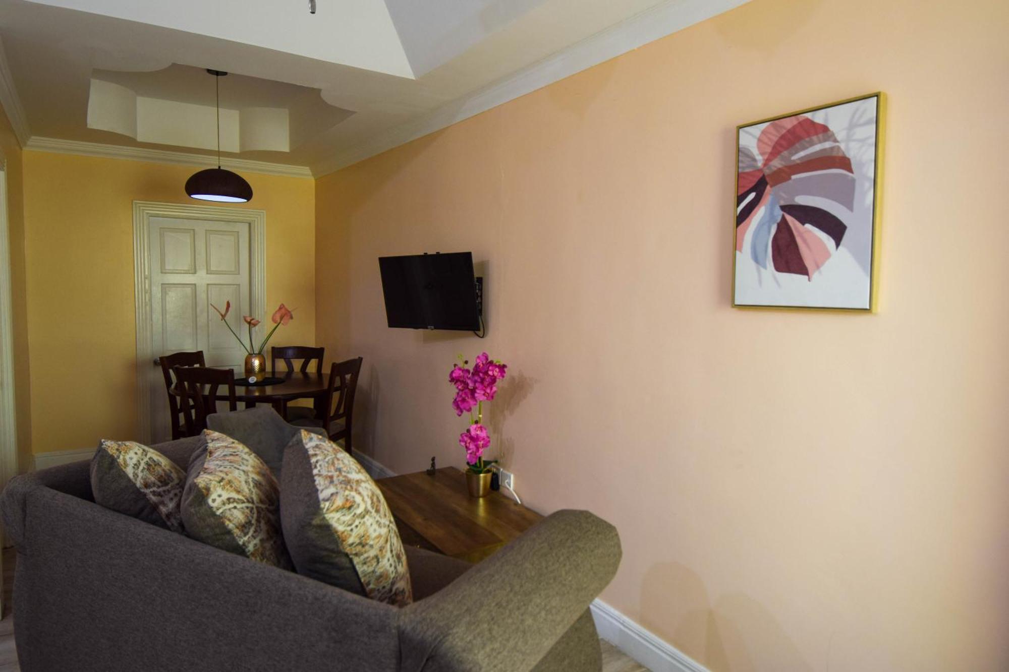 Sea Piton View Apartment- Location, Convenience, Modern Living Aparthotel Soufriere