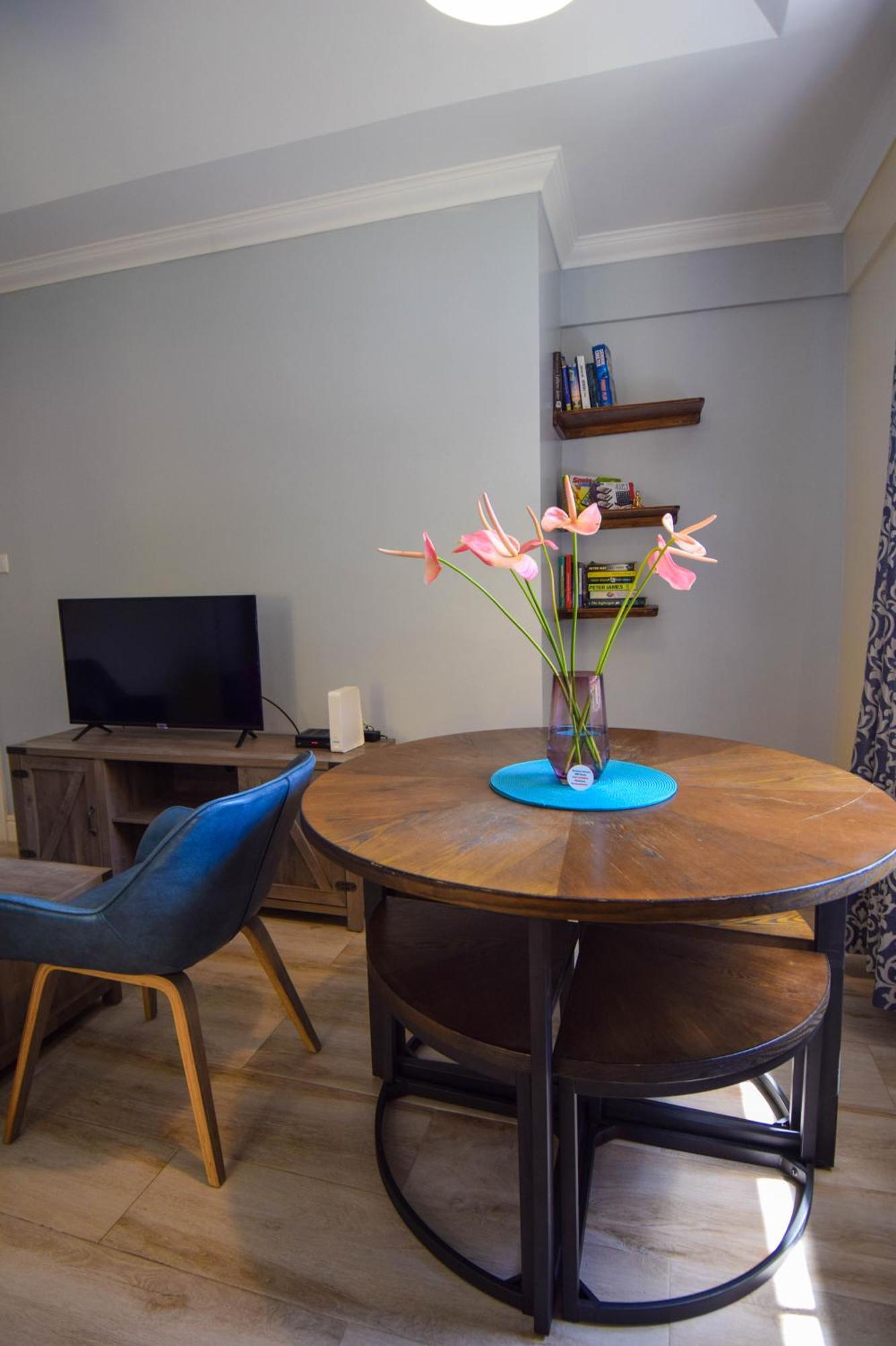 Sea Piton View Apartment- Location, Convenience, Modern Living