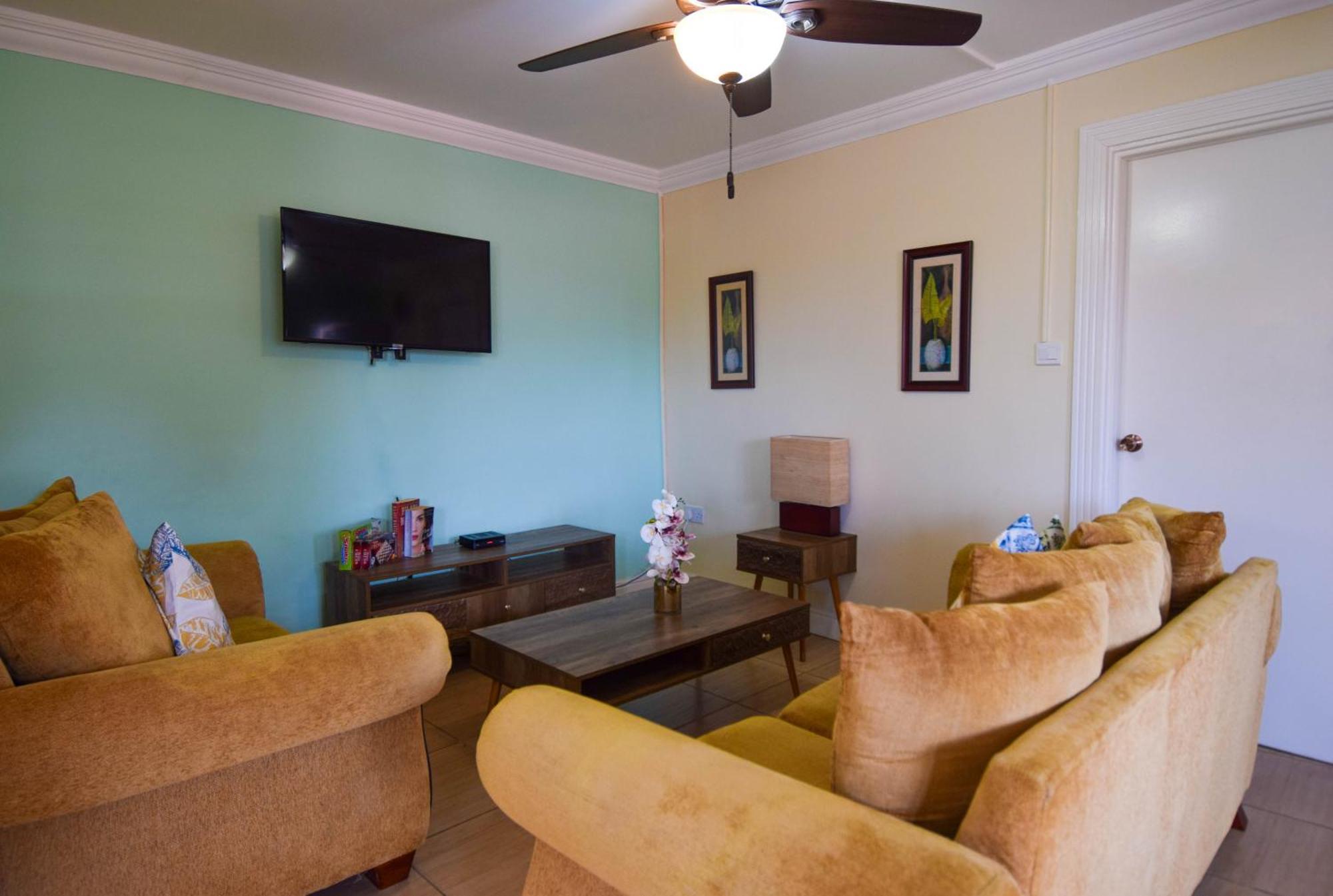 Sea Piton View Apartment- Location, Convenience, Modern Living Aparthotel