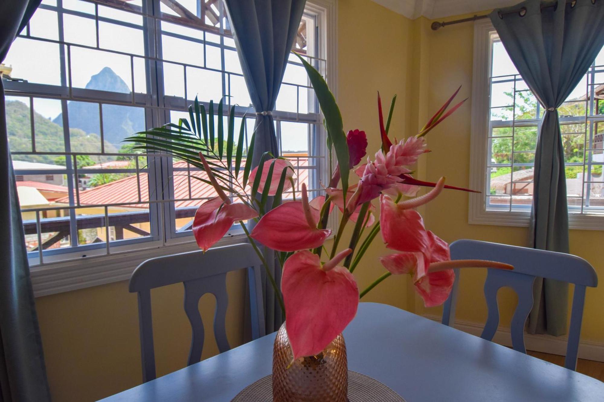 Aparthotel Sea Piton View Apartment- Location, Convenience, Modern Living 3*