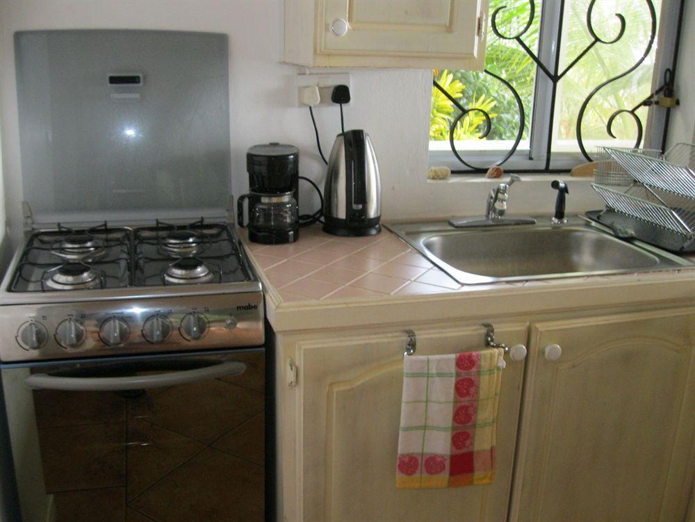 Nature's Paradise Bed & Breakfast Marigot Bay