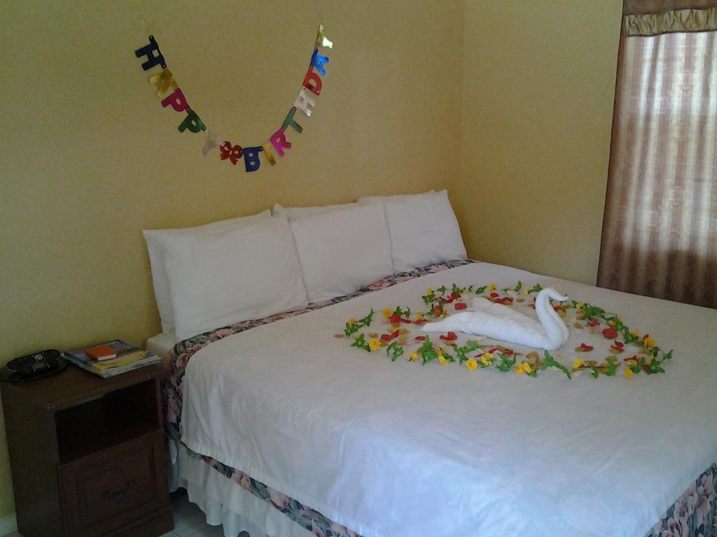 Aupic Paradise Guest house Vieux Fort
