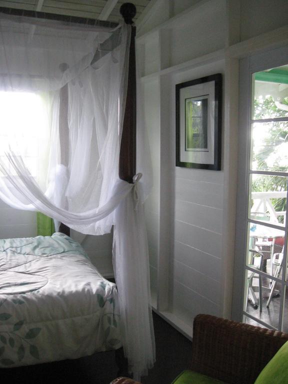 Palm Lodge *