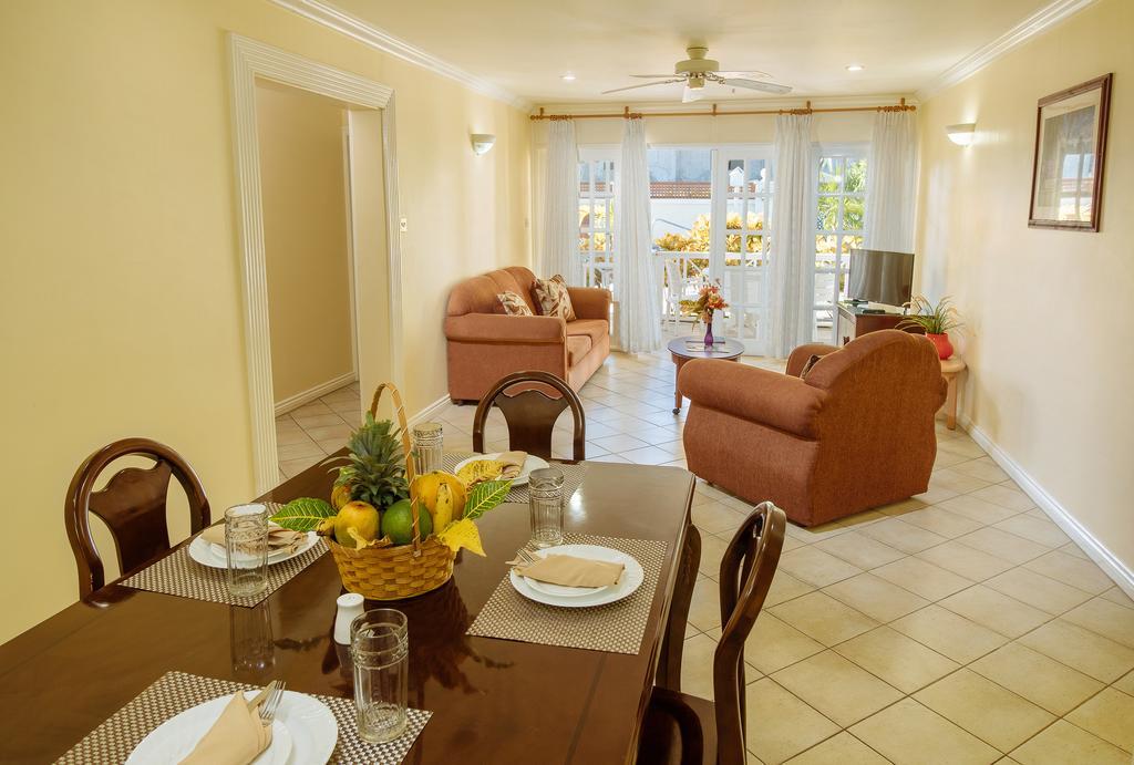 Hotel Bay Gardens 4*