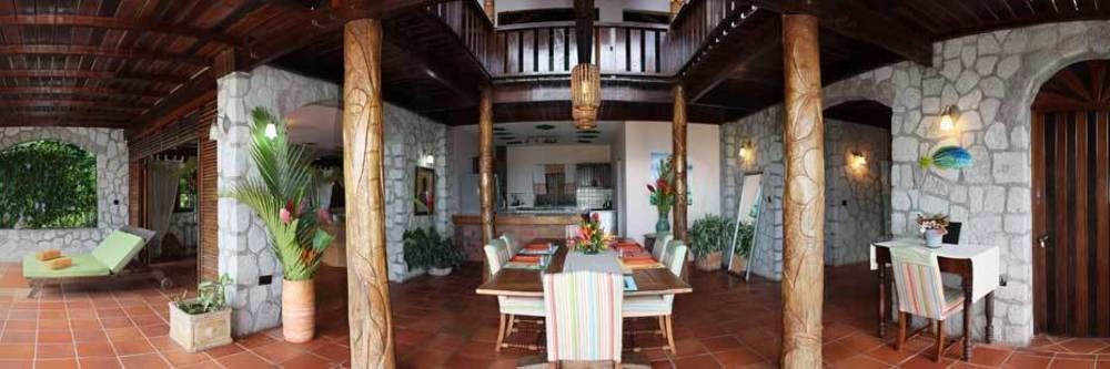 Hermitage * Soufriere