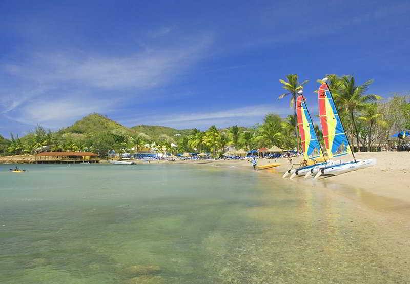 Smugglers Cove & Hotel 3*