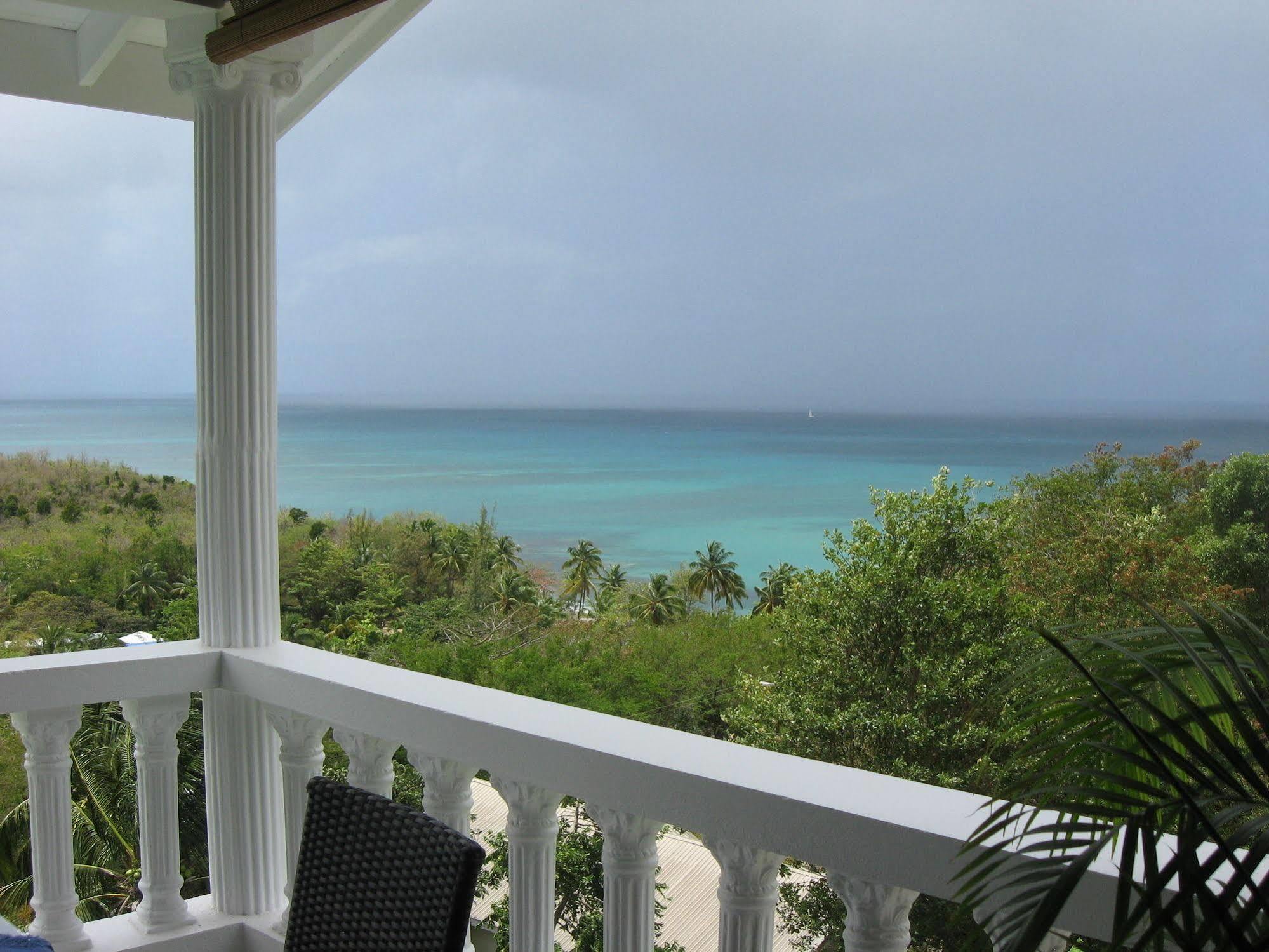 Espoir Castries