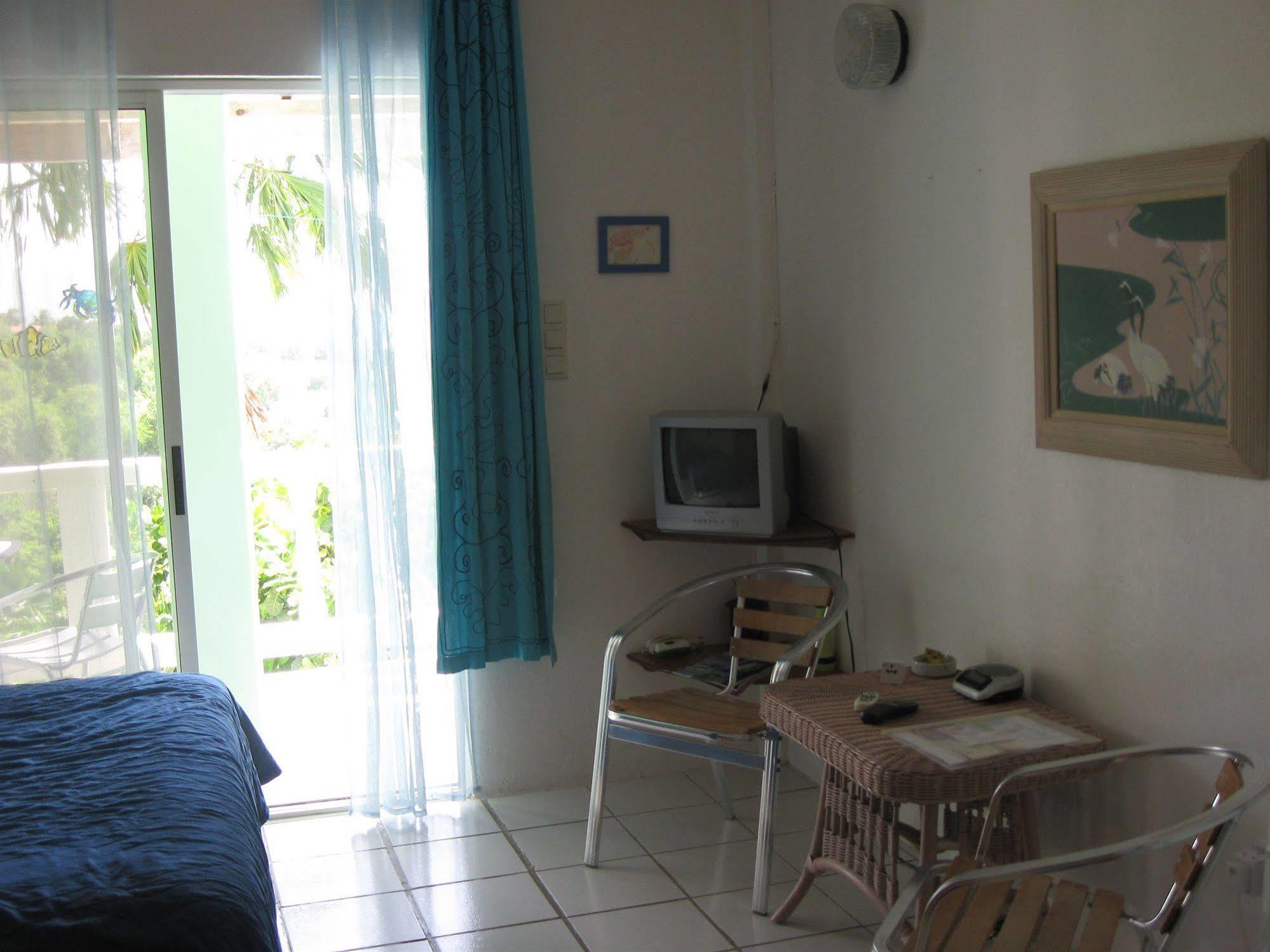 Espoir Castries