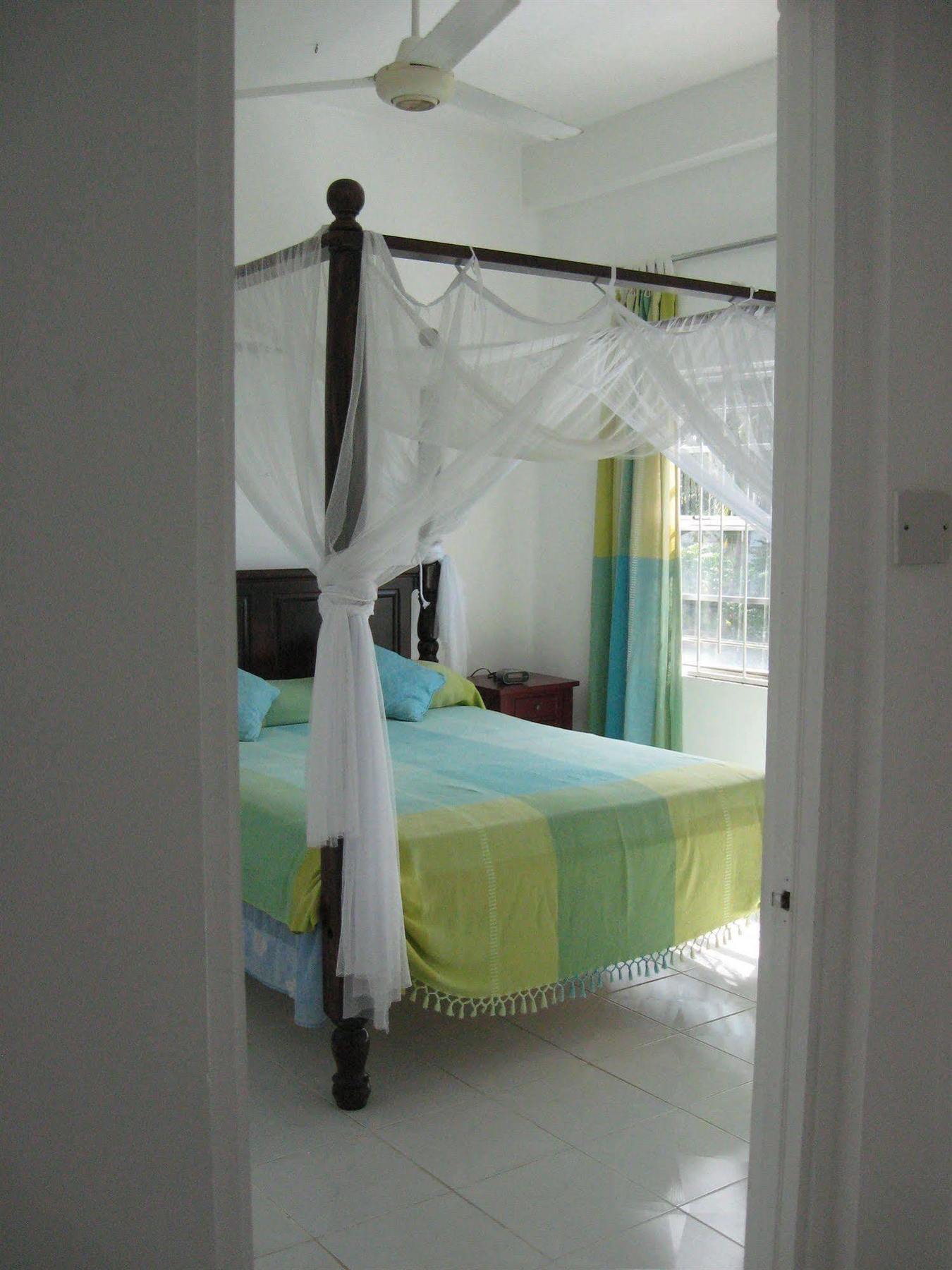Espoir Aparthotel 3*