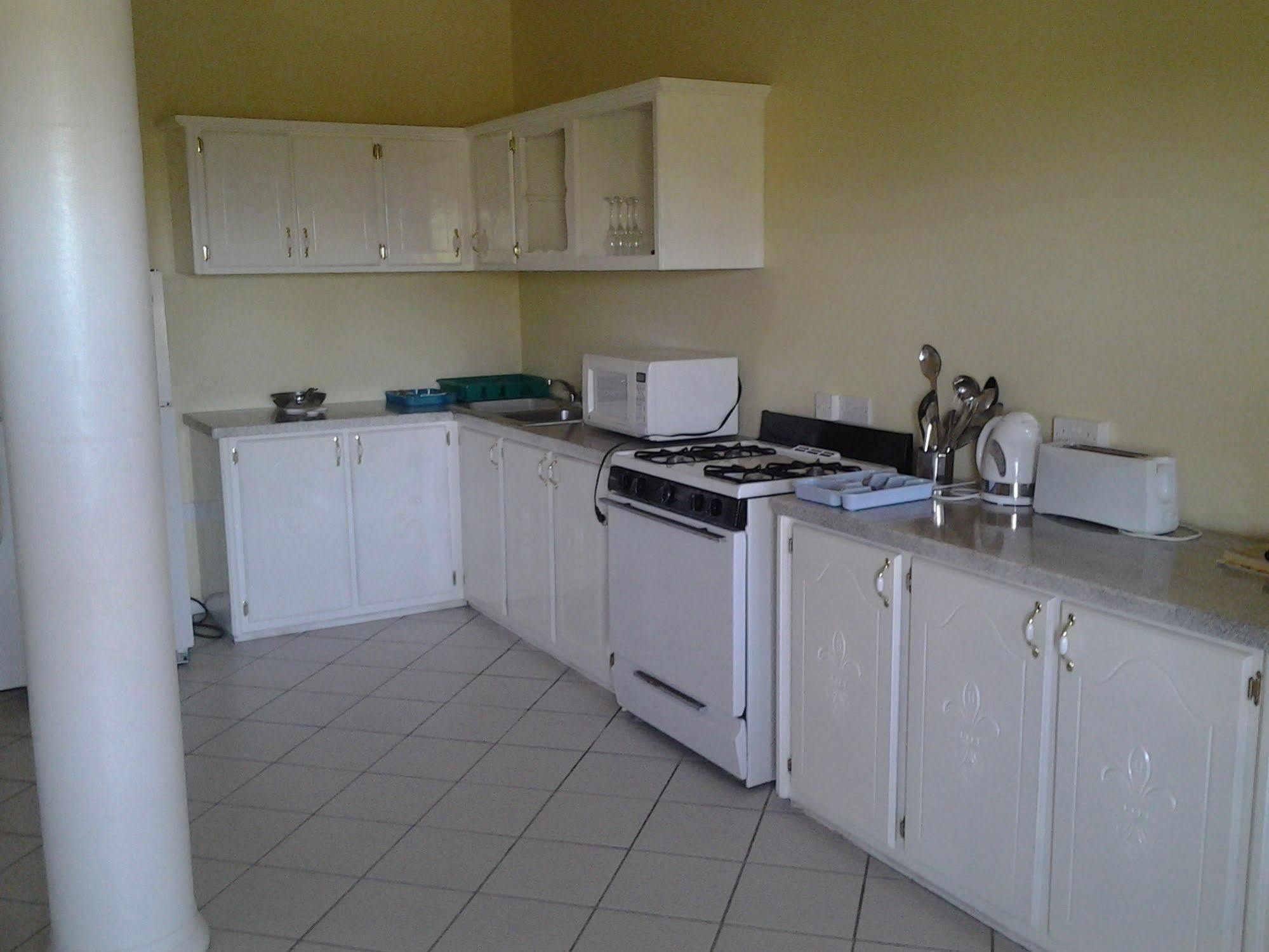 Aupic Paradise Guest house Vieux Fort