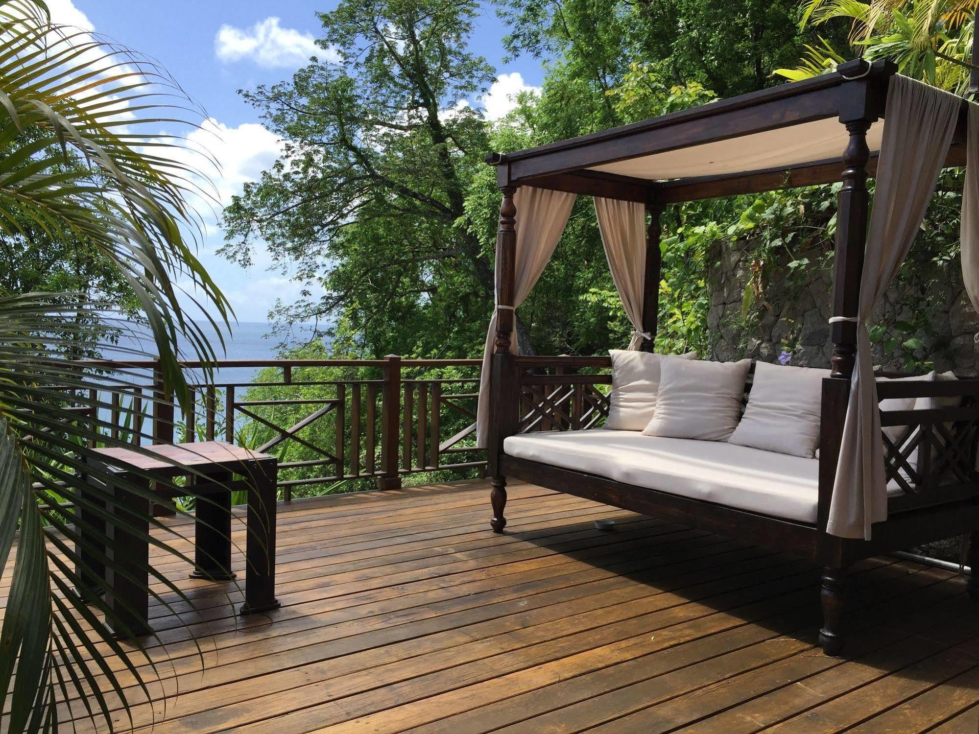 Susanna 4* Castries