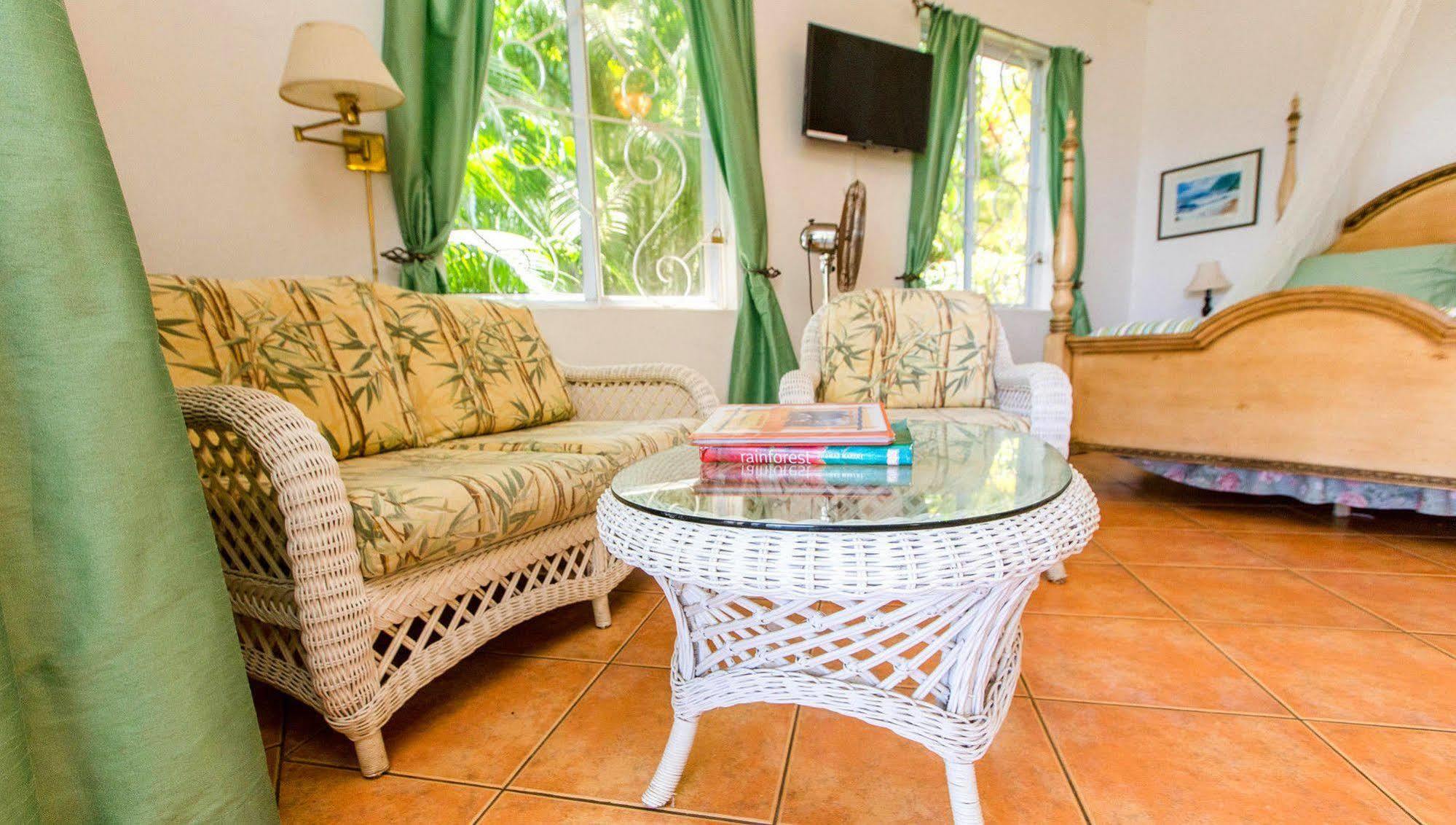 Nature's Paradise Bed & Breakfast Marigot Bay