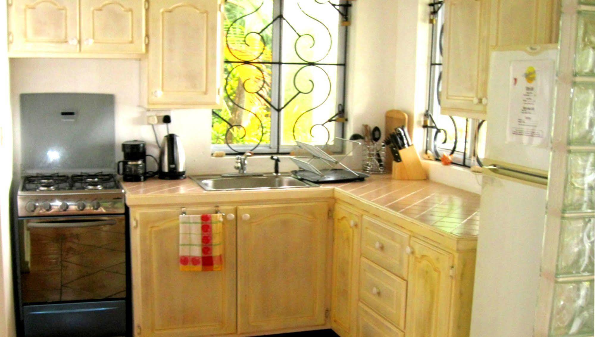 Nature's Paradise Bed & Breakfast 3*