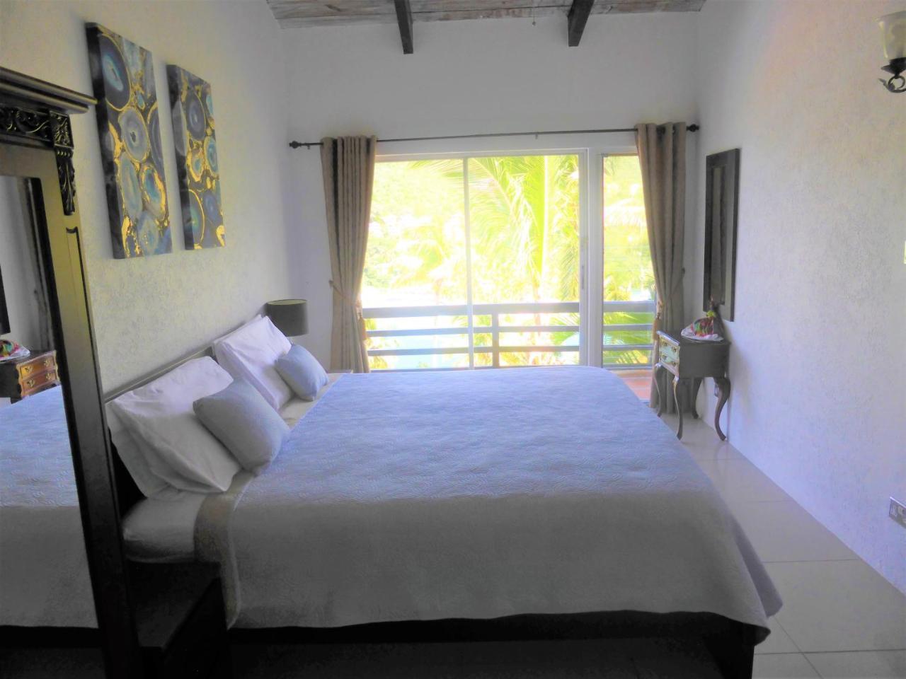 Palms Luxury Caribbean Hotel Marigot Bay