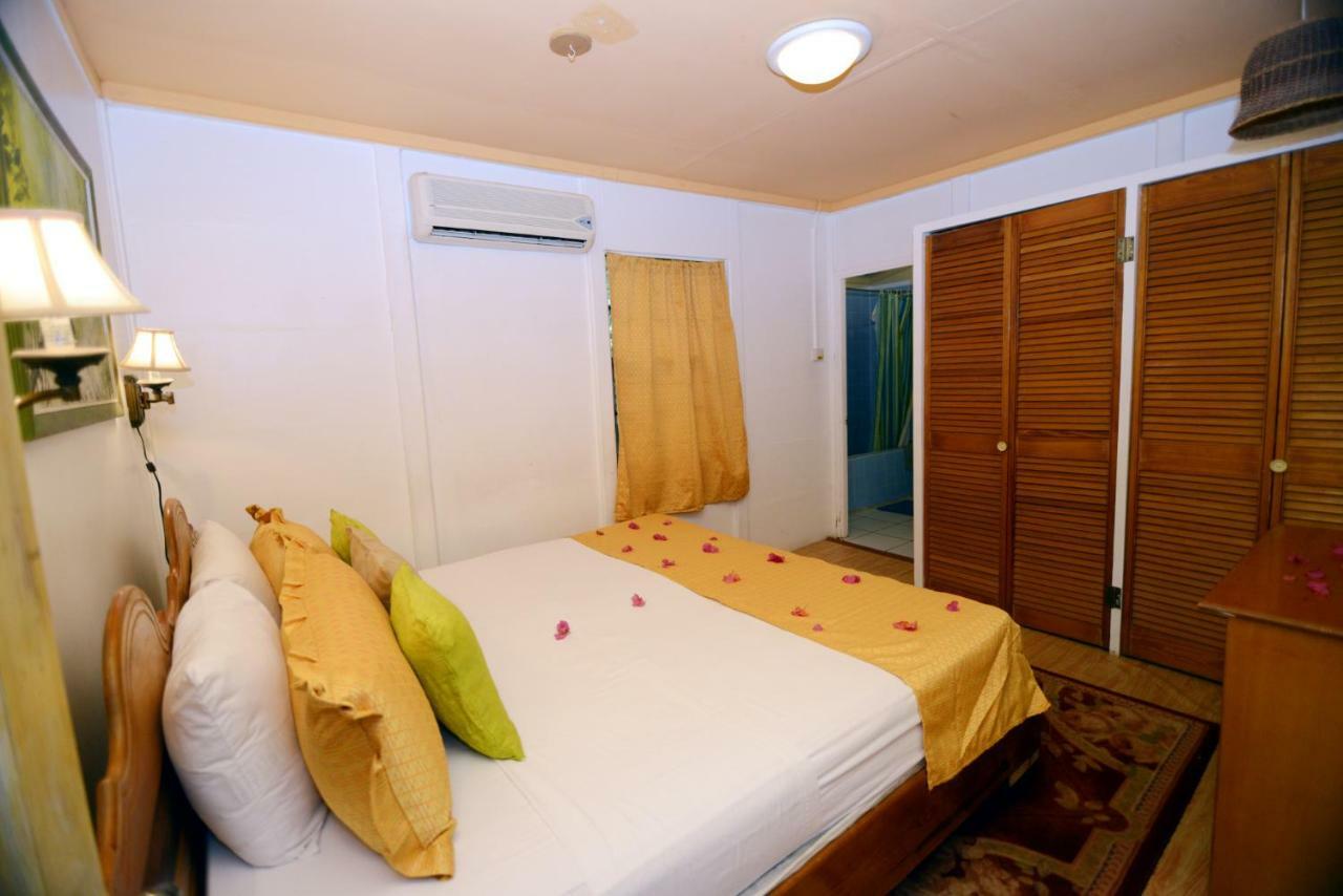 Hotel Hummingbird