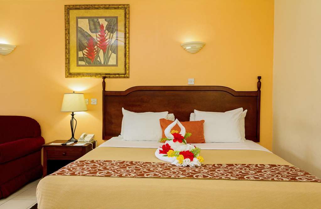 Hotel Bay Gardens 4*