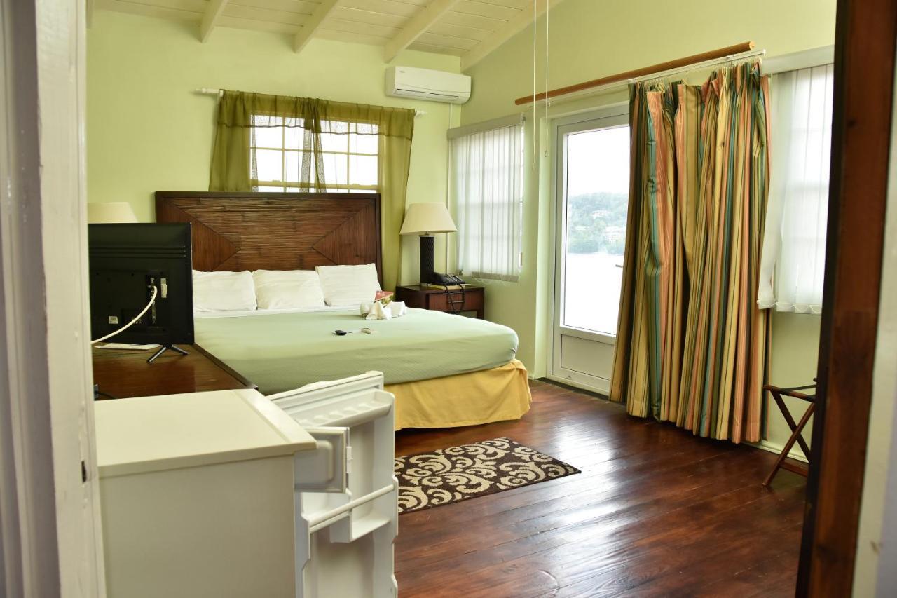 Aanola 6b Tranquil Privy Boudoir 3*