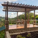 Belle Etoile - Celestial Hideaway
