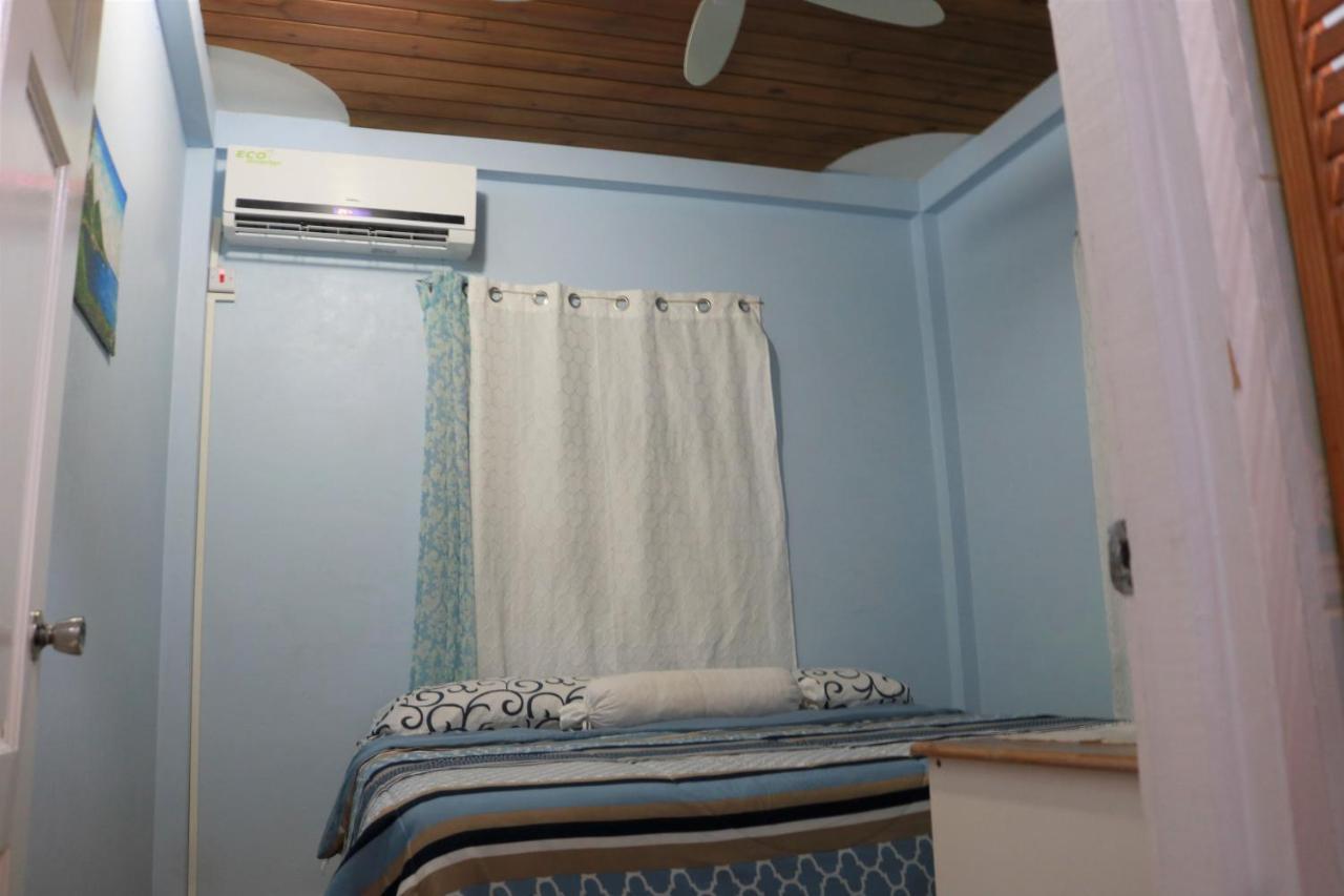 Ocean Views And Hospitable Hosts