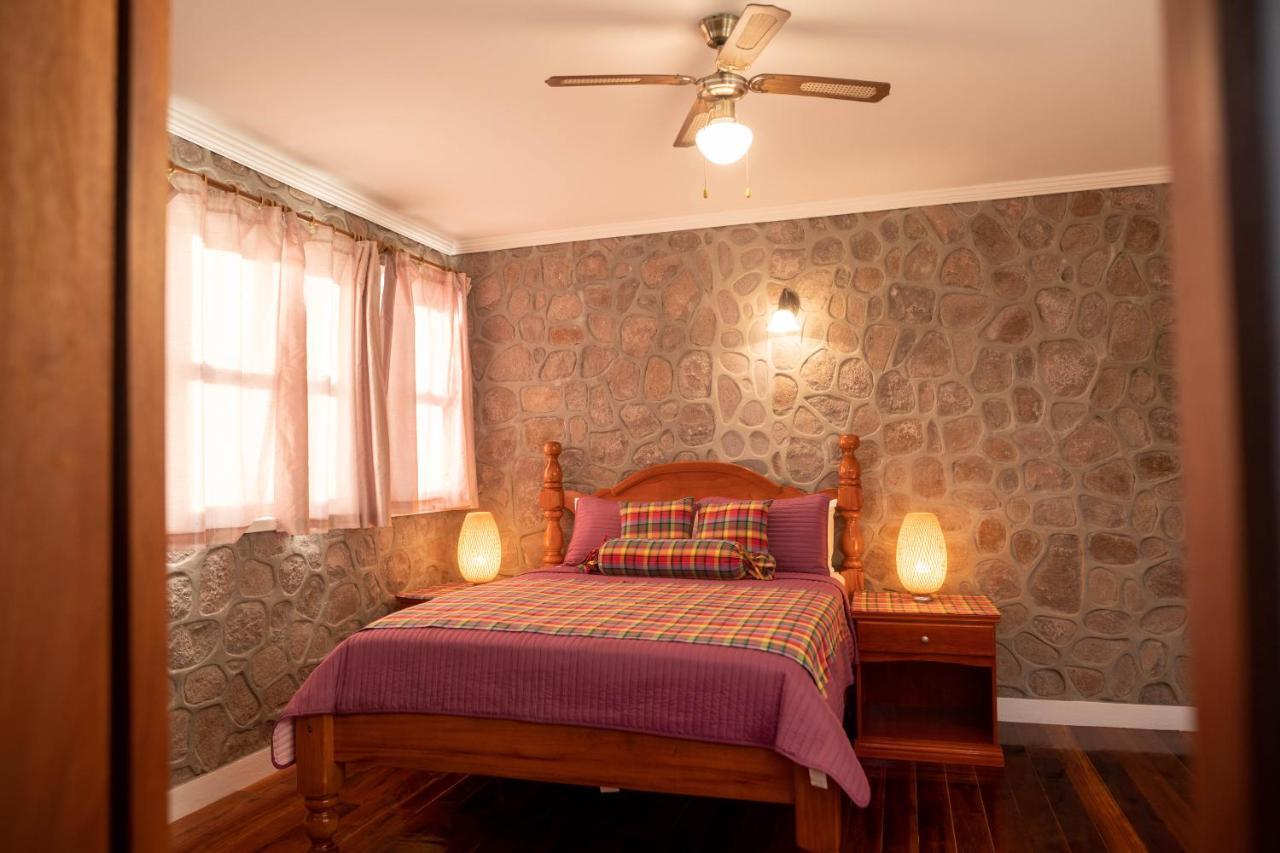 Villa Belle Etoile - Celestial Hideaway Soufriere