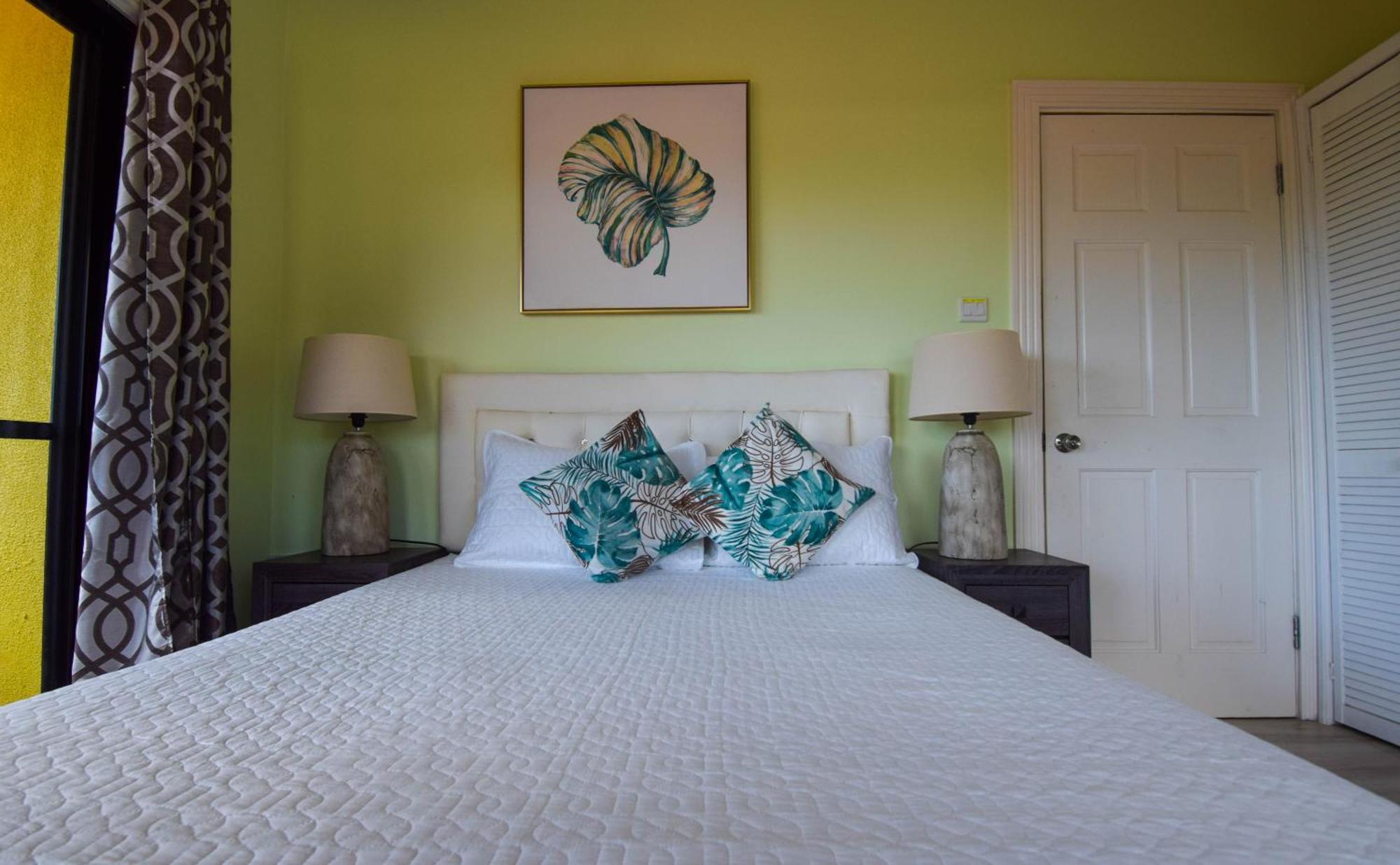 Sea Piton - Piton Delight- Certified Soufriere