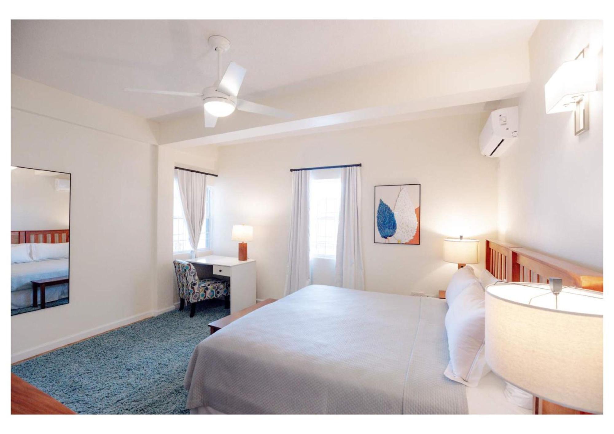 Holiday home Luxurious Oasis For Groups *