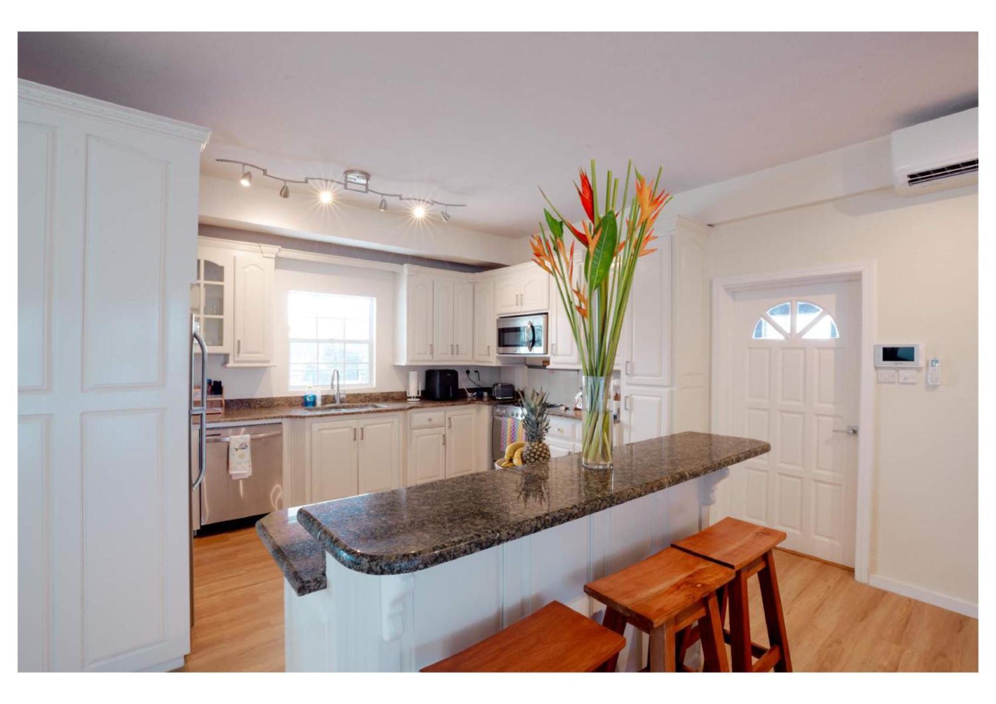 Luxurious Oasis For Groups