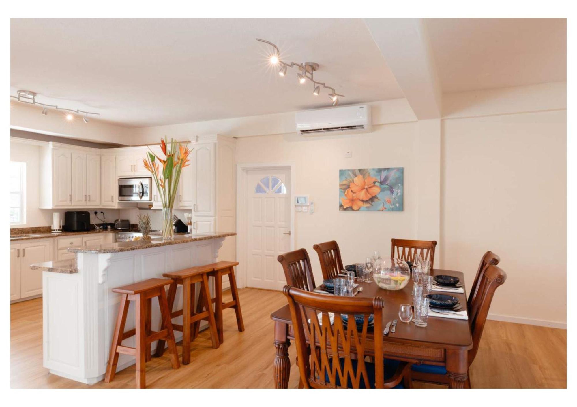 Luxurious Oasis For Groups