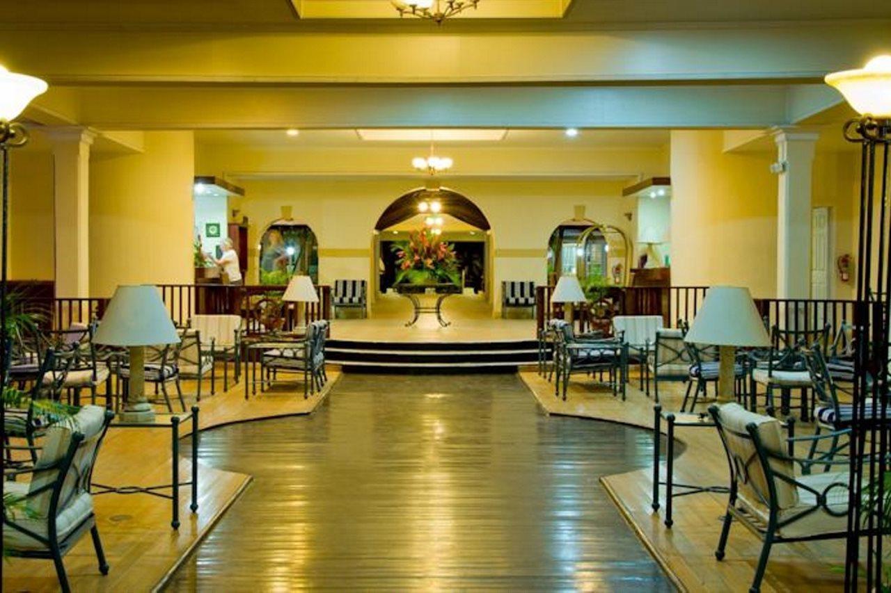 Resort St Lucian By Rex Resorts 3*