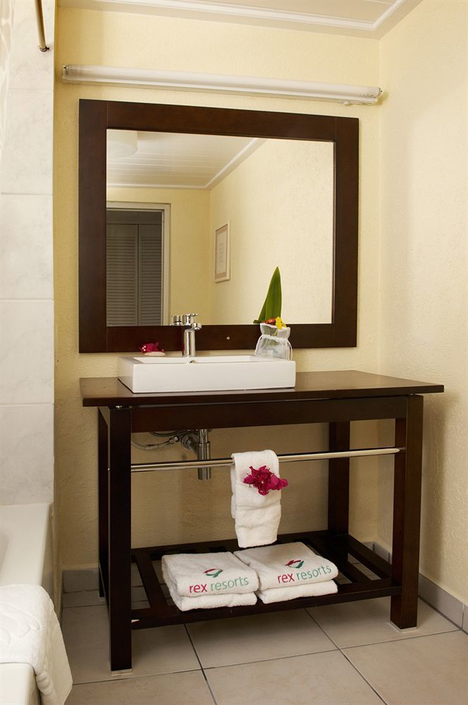 St Lucian By Rex Resorts Resort 3*