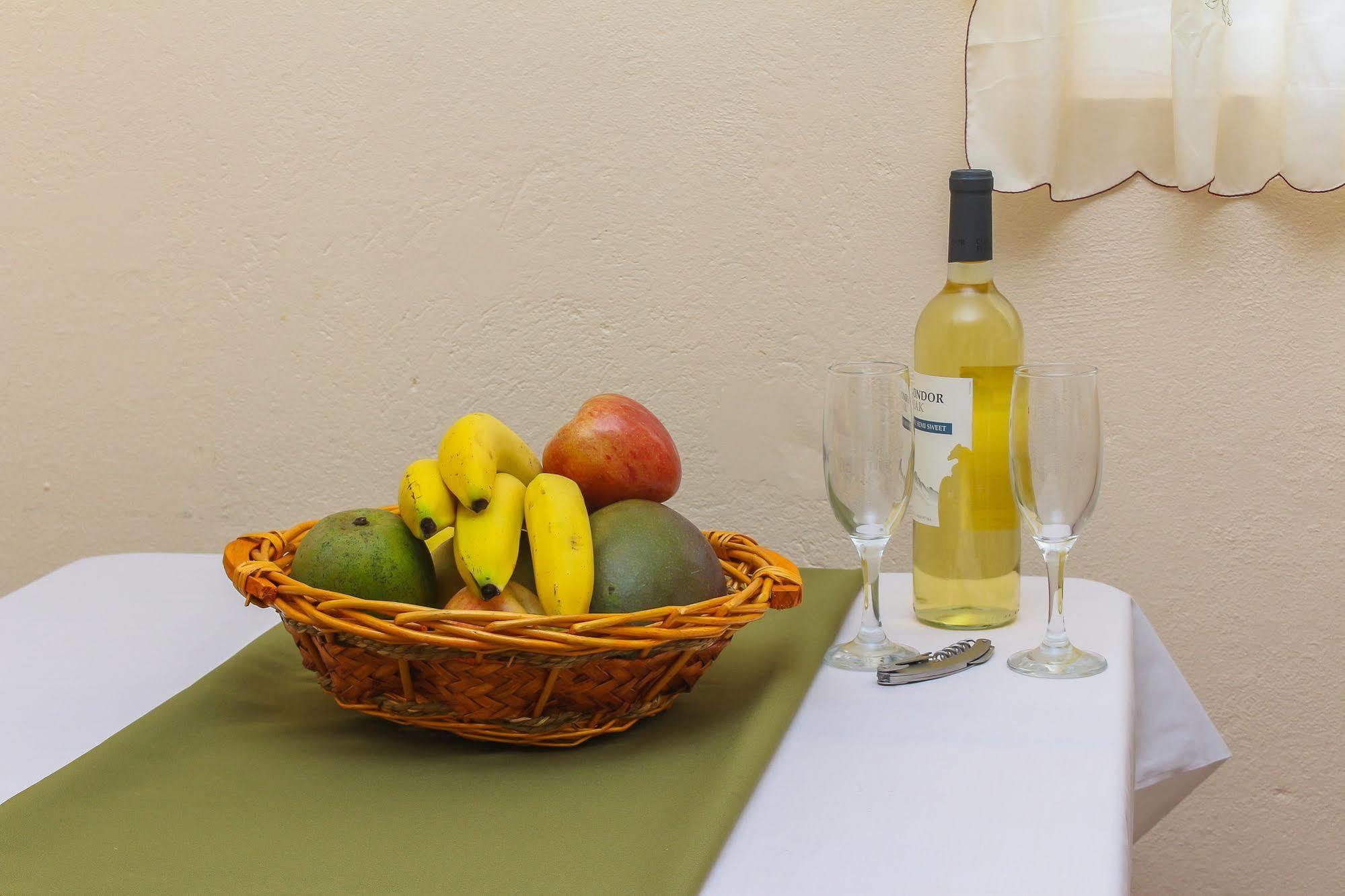 Qr Quality Cedar Palm Aparthotel