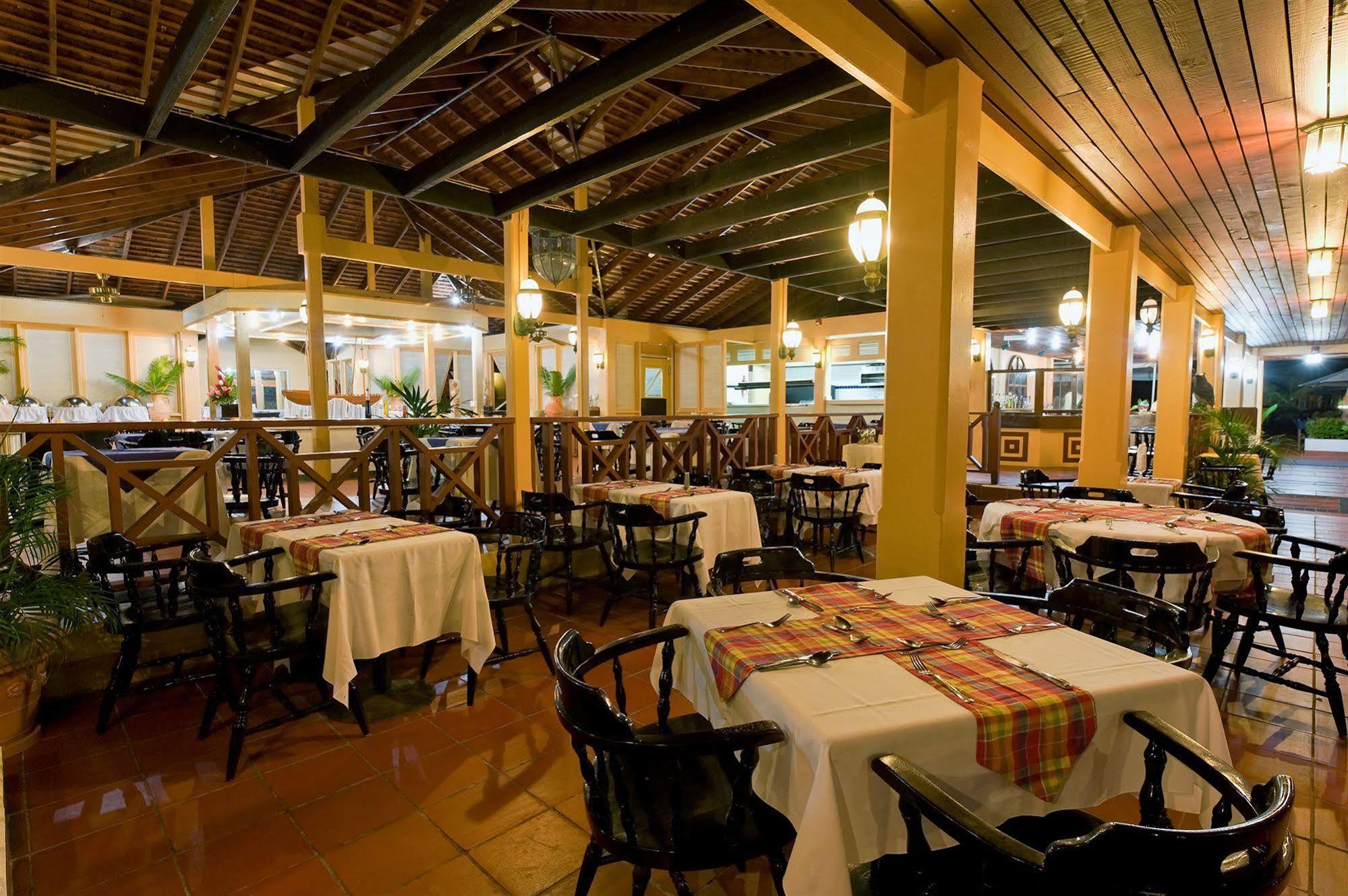St Lucian By Rex Resorts 3*
