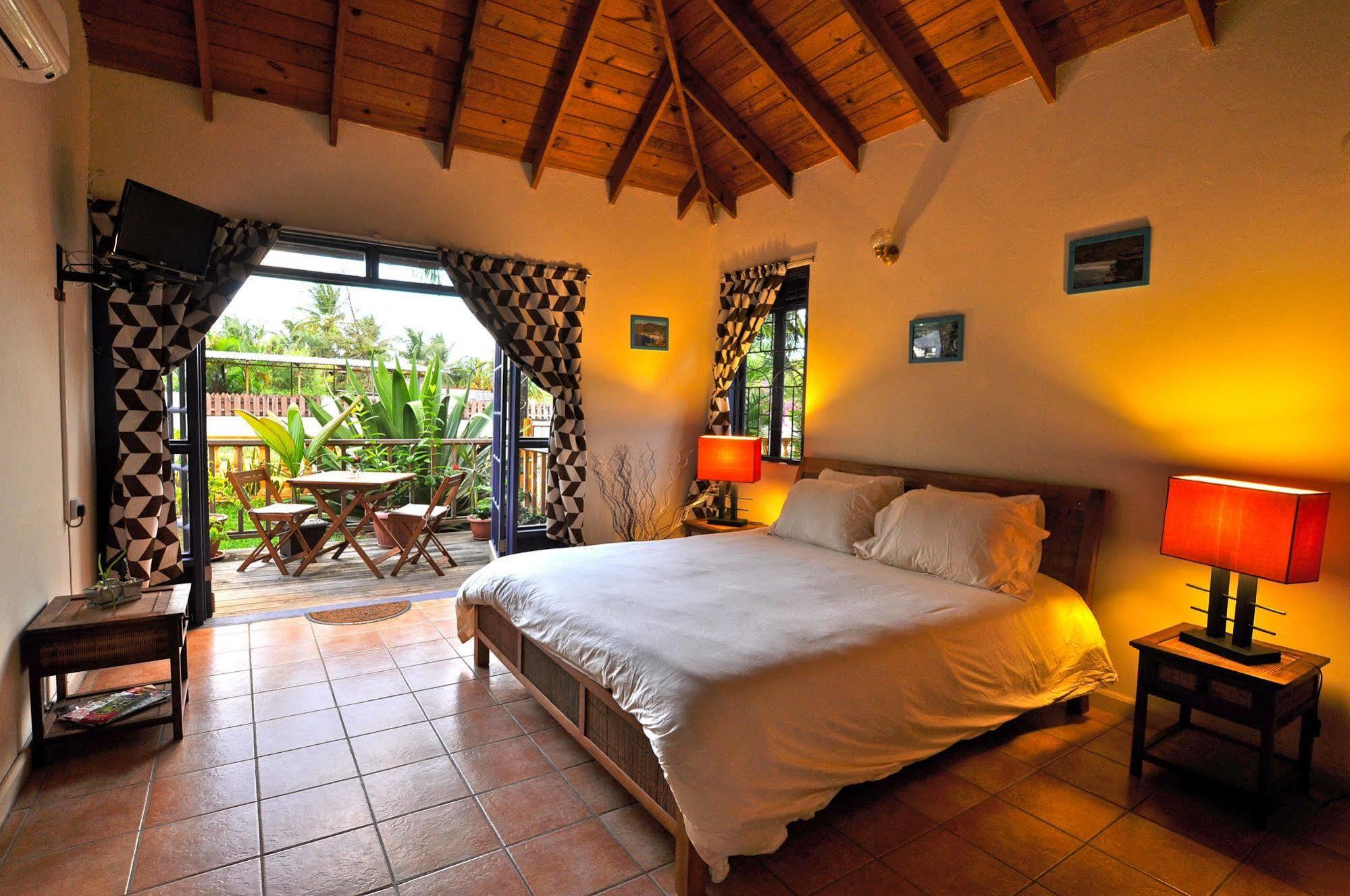 Inn Le Jardin De Rodney 3*