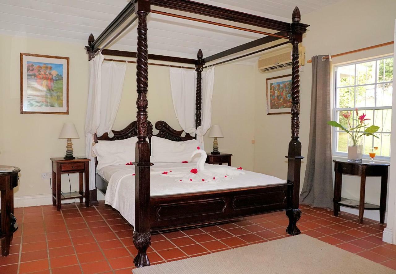 Club & Dive Resort 4*
