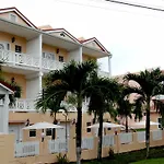 Qr Quality Rooms Cedar Palm Villa